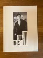 K-Pop/  Eric Nam - House on a hill (Speciale editie / Boek /, Verzenden, 2000 tot heden, Zo goed als nieuw
