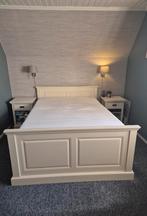 Tweepersoonsbed 140x200 met nachtkastjes, Ophalen