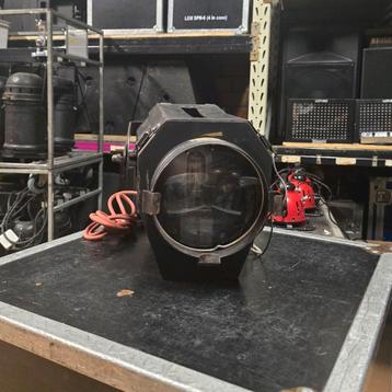 Theaterspot PC beschikbaar voor biedingen