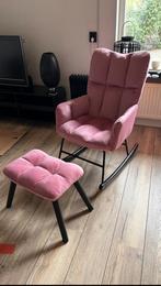 Leuke roze schommelstoel incl voetenbankje, Huis en Inrichting, Stoelen, Ophalen, Overige kleuren, Nieuw, Eén
