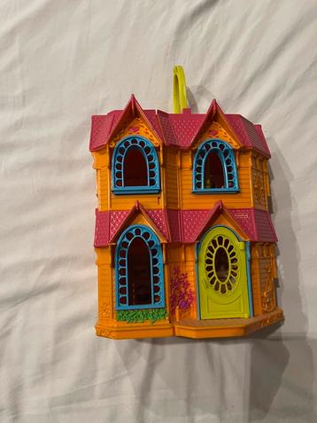 Fisher-Price Sweet Streets Victoriaans Poppenhuis beschikbaar voor biedingen