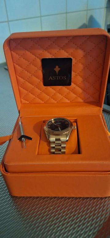 Horloge beschikbaar voor biedingen