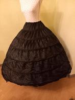 Grote hoepelrok zwart s tm l, Kleding | Dames, Ophalen of Verzenden, Nieuw, Zwart, Onder de knie