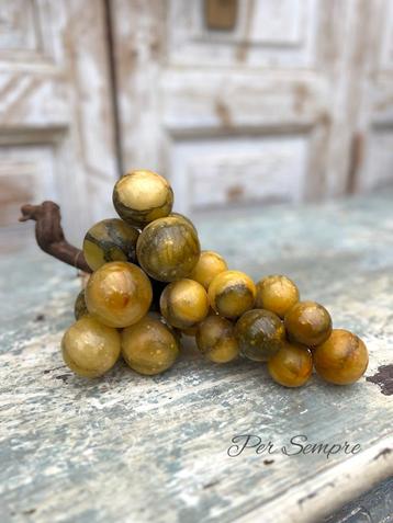 Per Sempre ,Antieke Italiaanse gemarmerde druiven beschikbaar voor biedingen