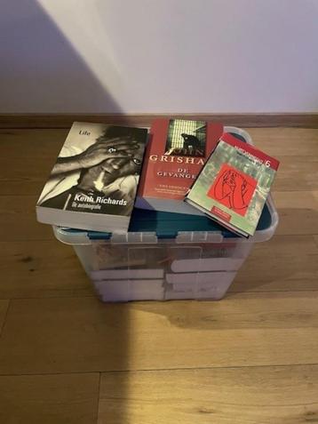 Boeken te koop beschikbaar voor biedingen