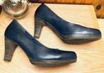 Novocento schoenen maat 37 [DM], Blauw, Ophalen of Verzenden, Zo goed als nieuw, Schoenen met hoge hakken