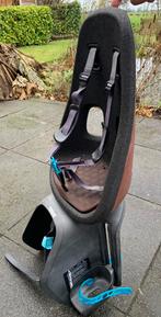 Fietszitje voor achterop Thule/ Yepp, Fietsen en Brommers, Fietsaccessoires | Fietsstoeltjes, Ophalen, Gebruikt