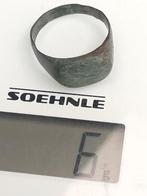 Bodemvondst: oude bronzen zegelring, Verzenden, Gebruikt