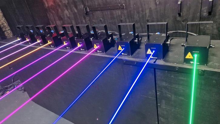 28x laser heads new! Dmx single beam lasers full colour, Muziek en Instrumenten, Licht en Laser, Zo goed als nieuw, Licht, Ophalen of Verzenden