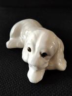 Vintage beeldje Canadiana porselein hond ogen glas, Verzenden, Zo goed als nieuw, Dier