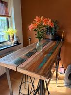 Bartafel met 4 krukken, Ophalen of Verzenden, Gebruikt, Inclusief barstoelen