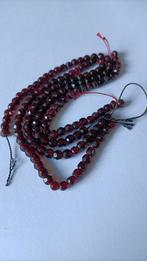 Lotje 3 snoeren oude Granaat, Verzenden, Overige materialen, Ketting, Met edelsteen