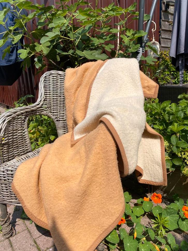 Prachtige vintage wollen deken creme/ bruin, Huis en Inrichting, Woonaccessoires | Plaids en Woondekens, Zo goed als nieuw, Ophalen of Verzenden