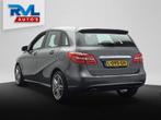 Mercedes-Benz B-klasse 250 Ambition 211PK Trekhaak Navigatie, Stof, Euro 6, 4 cilinders, Grijs