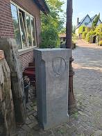 Antieke hardstenen zonnewijzer sokkel, Ophalen of Verzenden, Gebruikt