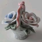 Porseleinen Bloemenmandje met Rozen, porselein, roos, Antiek en Kunst, Ophalen of Verzenden