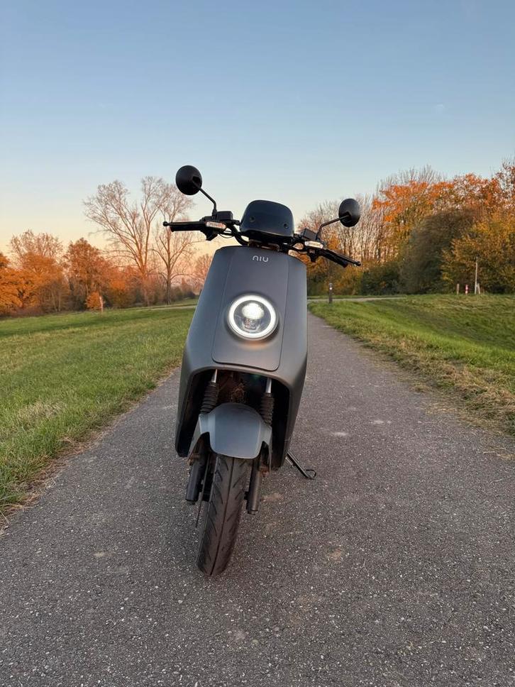 Niu nq1s 2022 Elektrische Scooter, Fietsen en Brommers, Brommeronderdelen | Snorfietsen, Zo goed als nieuw, Overige merken, Overige typen