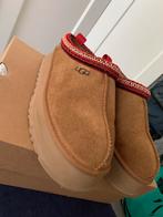 Ugg Tasman maat 40 Chestnut, Kleding | Dames, Schoenen, Ophalen of Verzenden, Zo goed als nieuw