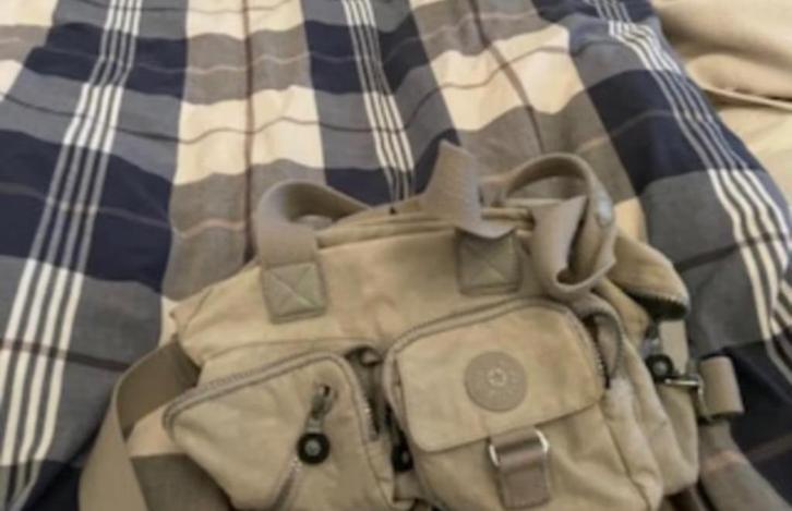 Kipling schoudertas grijs, Sieraden, Tassen en Uiterlijk, Tassen | Schoudertassen, Gebruikt, Kipling, Grijs, Ophalen