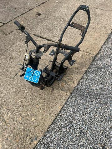 Aprilia sr 50 frame snor beschikbaar voor biedingen