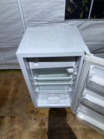 Kleine Koelkast - Tomado beschikbaar voor biedingen