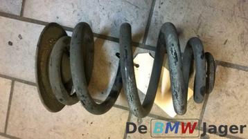 Achterveer Links Rechts BMW 3 serie E46 kleurcode: 2x geel beschikbaar voor biedingen