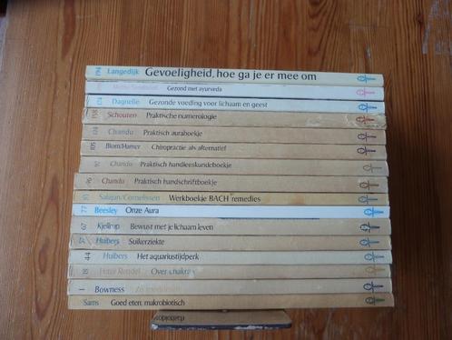 Aantal delen uit de Ankertjesserie voor E. 0,95 per stuk, Boeken, Esoterie en Spiritualiteit, Gelezen, Ophalen of Verzenden