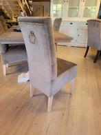 *OPRUIMING* 4 Landelijke Eetkamerstoelen Liana kleur Ivoor 1, Landelijke eetkamerstoelen knoopjes kleur champagne stof, Nieuw