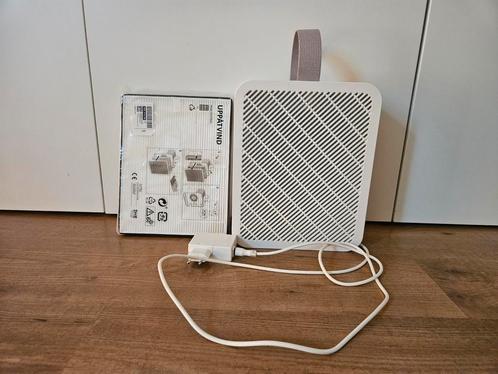 IKEA UPPÅTVIND luchtreiniger met nieuw filter, Witgoed en Apparatuur, Luchtbehandelingsapparatuur, Zo goed als nieuw, Luchtreiniger