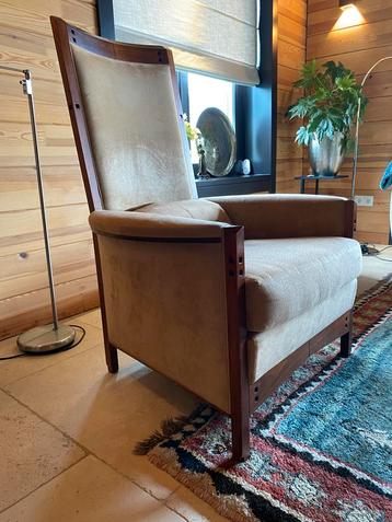Prachtige beige alcantara Giorgetti Fauteuil beschikbaar voor biedingen