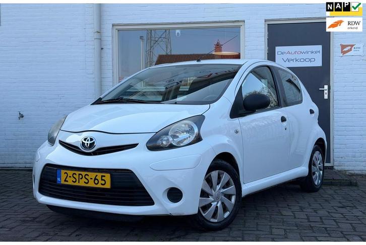 Toyota Aygo 1.0 VVT-i Now 5-deurs Airco, Auto's, Toyota, Bedrijf, Te koop, Aygo, ABS, Airbags, Airconditioning, Centrale vergrendeling