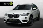 BMW X1 sDrive20i Centennial High Executive, 1998 cc, Stof, Euro 6, Lichtsensor
