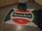 Heineken krat en vlag, Diversen, Vlaggen en Wimpels, Ophalen of Verzenden, Zo goed als nieuw