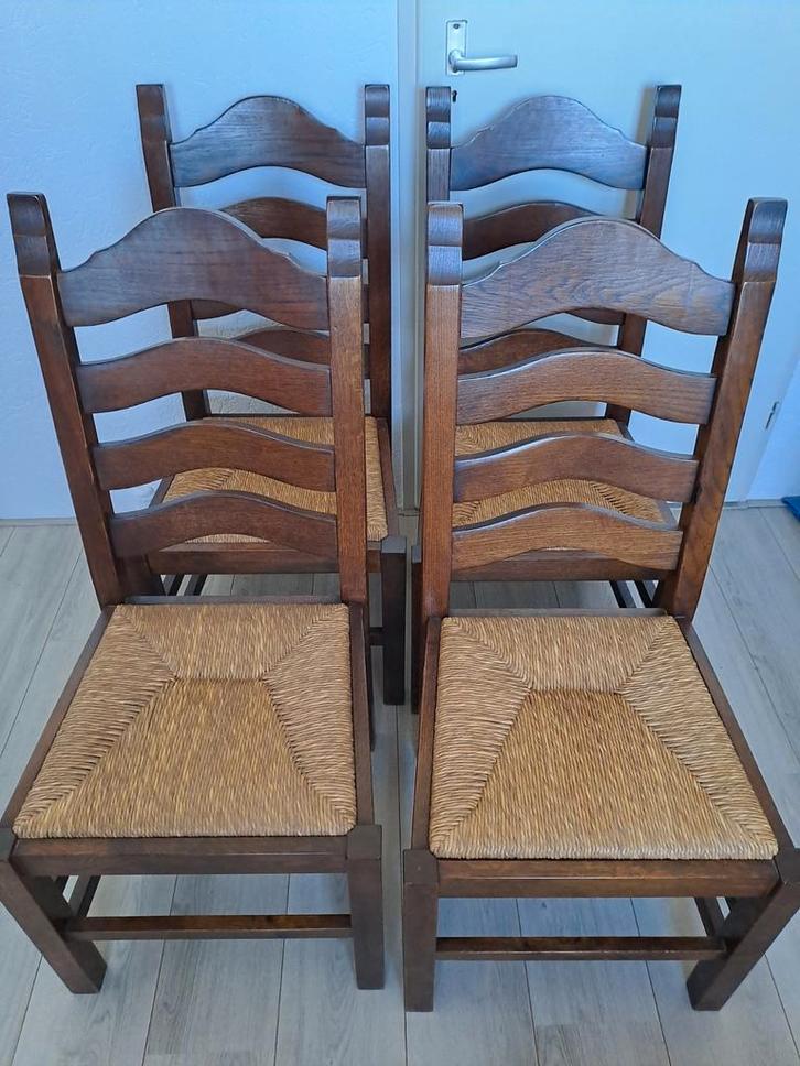 Set van 4 zware Eikenhouten Eetkamerstoelen, Huis en Inrichting, Stoelen, Hout, Bruin, Ophalen