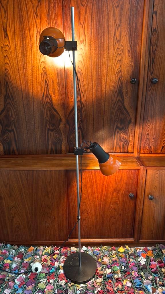Vintage Staande Lamp - Design Klassieker, Huis en Inrichting, Lampen | Vloerlampen, Gebruikt, 100 tot 150 cm, Metaal, Ophalen of Verzenden
