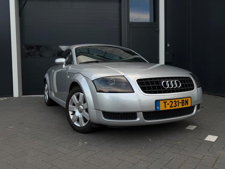 Audi TT 1.8 T Coupe 110KW 2004 Grijs, Auto's, Audi, Bedrijf, TT, Airbags, Airconditioning, Alarm, Centrale vergrendeling, Climate control