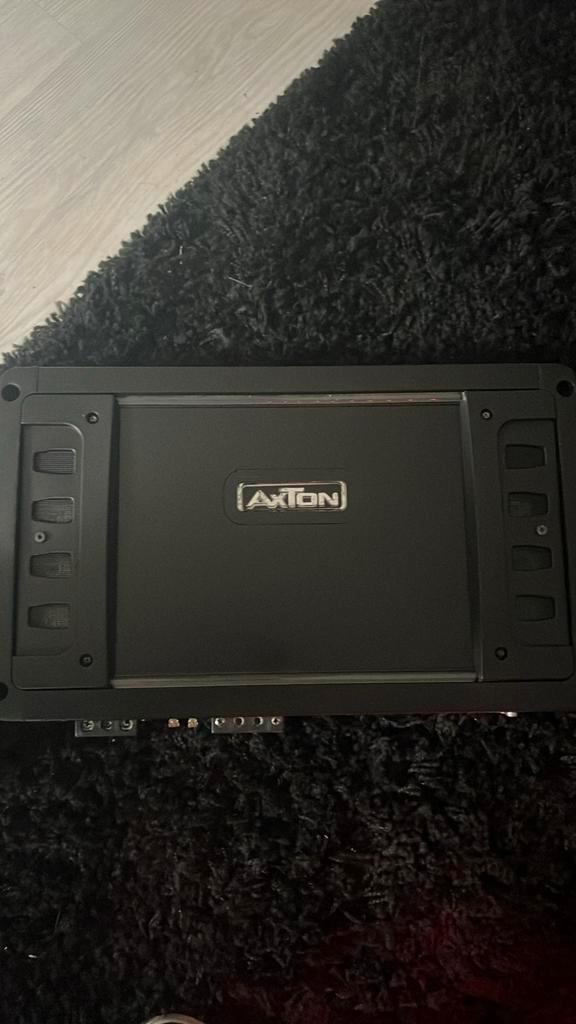 Axton Versterker - Krachtige Audio!, Auto diversen, Autospeakers, Gebruikt, Ophalen of Verzenden