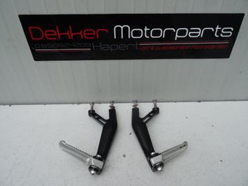 Set Duo / Achter Voetsteunen Yamaha YZF R1 2015-2016-2017 > beschikbaar voor biedingen