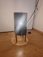 Zwarte industriële tafellamp, Huis en Inrichting, Lampen | Tafellampen, Ophalen of Verzenden, Zo goed als nieuw, Minder dan 50 cm