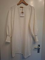 Nieuwe Mooij jurk met steentjes - One Size (tot mt 42), Mooij, Nieuw, Ophalen of Verzenden, Wit