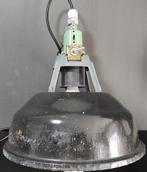 Industriële hanglampen origineel 4 stuks, Huis en Inrichting, Lampen | Hanglampen, Ophalen, Minder dan 50 cm