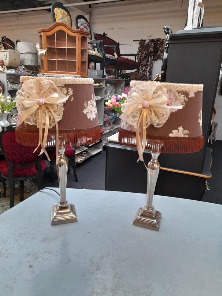 Set 2 leuke brocante lampjes compleet 90.00, Huis en Inrichting, Lampen | Tafellampen, Zo goed als nieuw, Minder dan 50 cm, Ophalen of Verzenden