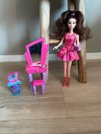 Barbie Make-up tafel, Kinderen en Baby's, Ophalen of Verzenden, Gebruikt, Babypop