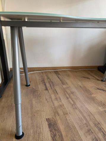 IKEA Galant Bureau met Glazen Blad - afbeelding 3