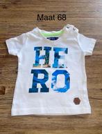 Wit T-shirt Hero maat 68 Baby Blue, Kinderen en Baby's, Babykleding | Maat 68, Shirtje of Longsleeve, Ophalen of Verzenden, Jongetje