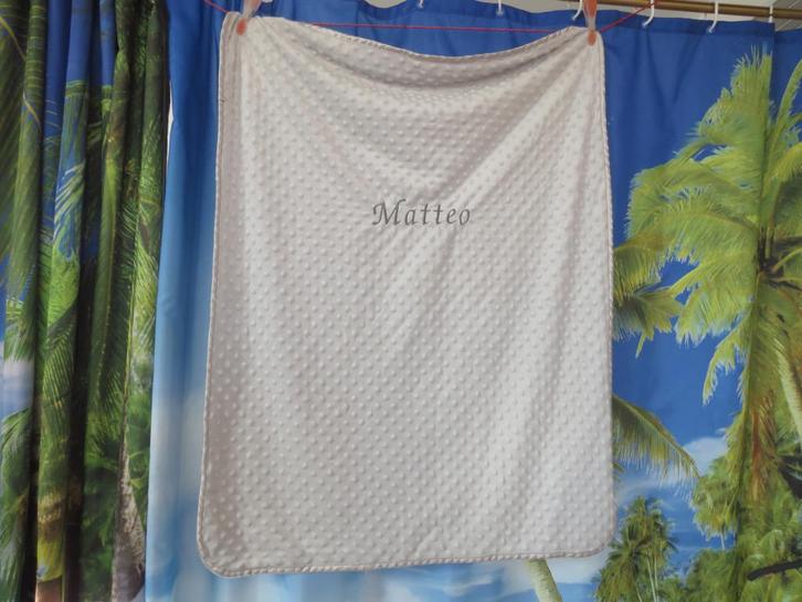 Matteo pepersonaliseerde grijze wiegdeken 75 cm x 100 cm, Kinderen en Baby's, Dekens, Slaapzakjes en Inbakerproducten, Gebruikt