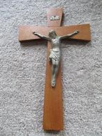 INRI Antiek Kruis op eikenhout 50x30 cm € 20, Ophalen of Verzenden