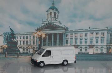 1:76 Ford Transit Mk6 Minivan 2000-2006; Oxford: 76FT3001 beschikbaar voor biedingen