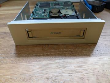 Seagate IDE tapedrive (Travan 8GB)  beschikbaar voor biedingen
