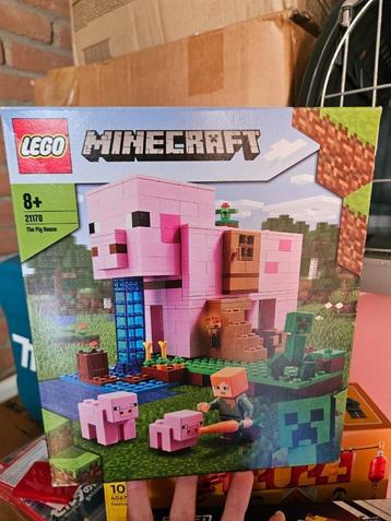 LEGO Minecraft 21170 - Het Varkenshuis beschikbaar voor biedingen